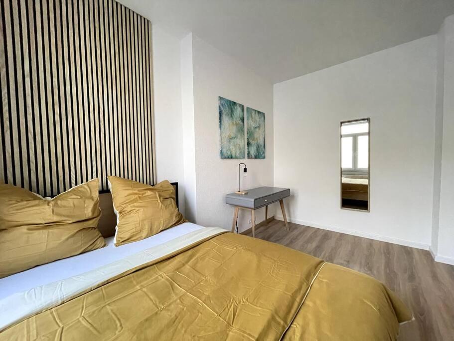 150Qm - 5 Rooms - Free Parking - Mallibase Apartments Hannover Buitenkant foto