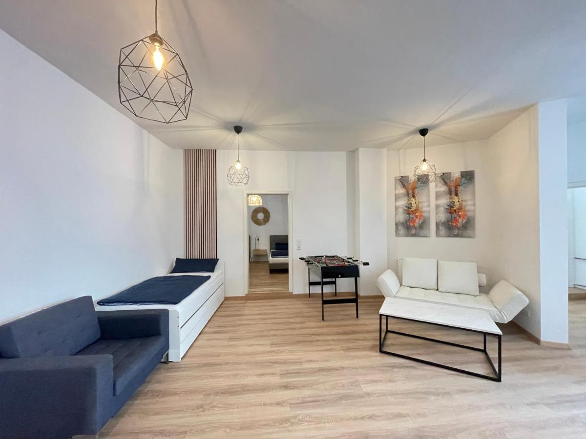 150Qm - 5 Rooms - Free Parking - Mallibase Apartments Hannover Buitenkant foto